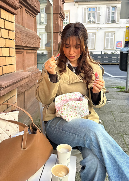 Beauty Bag (Pink Roses)