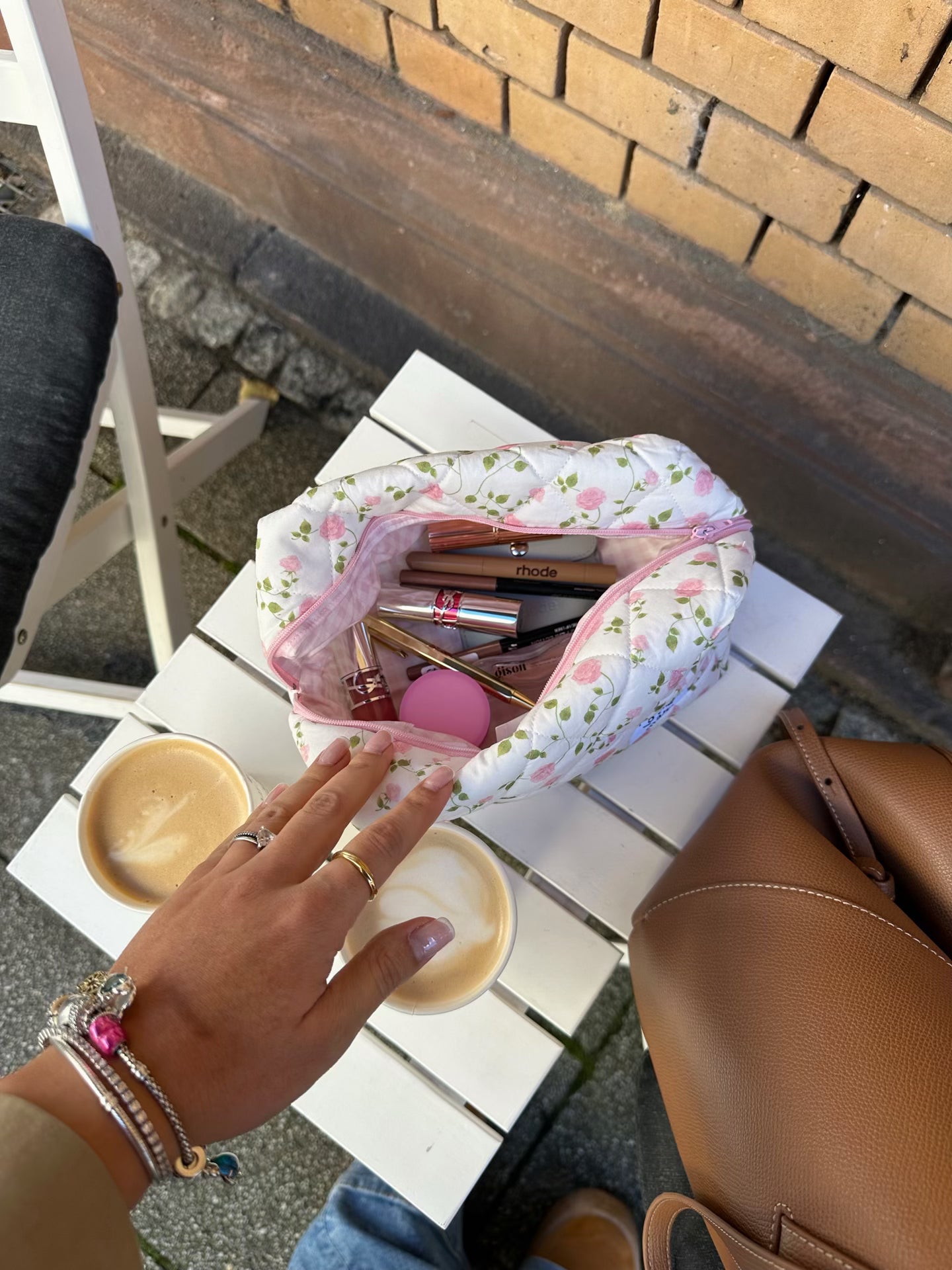 Beauty Bag (Pink Roses)