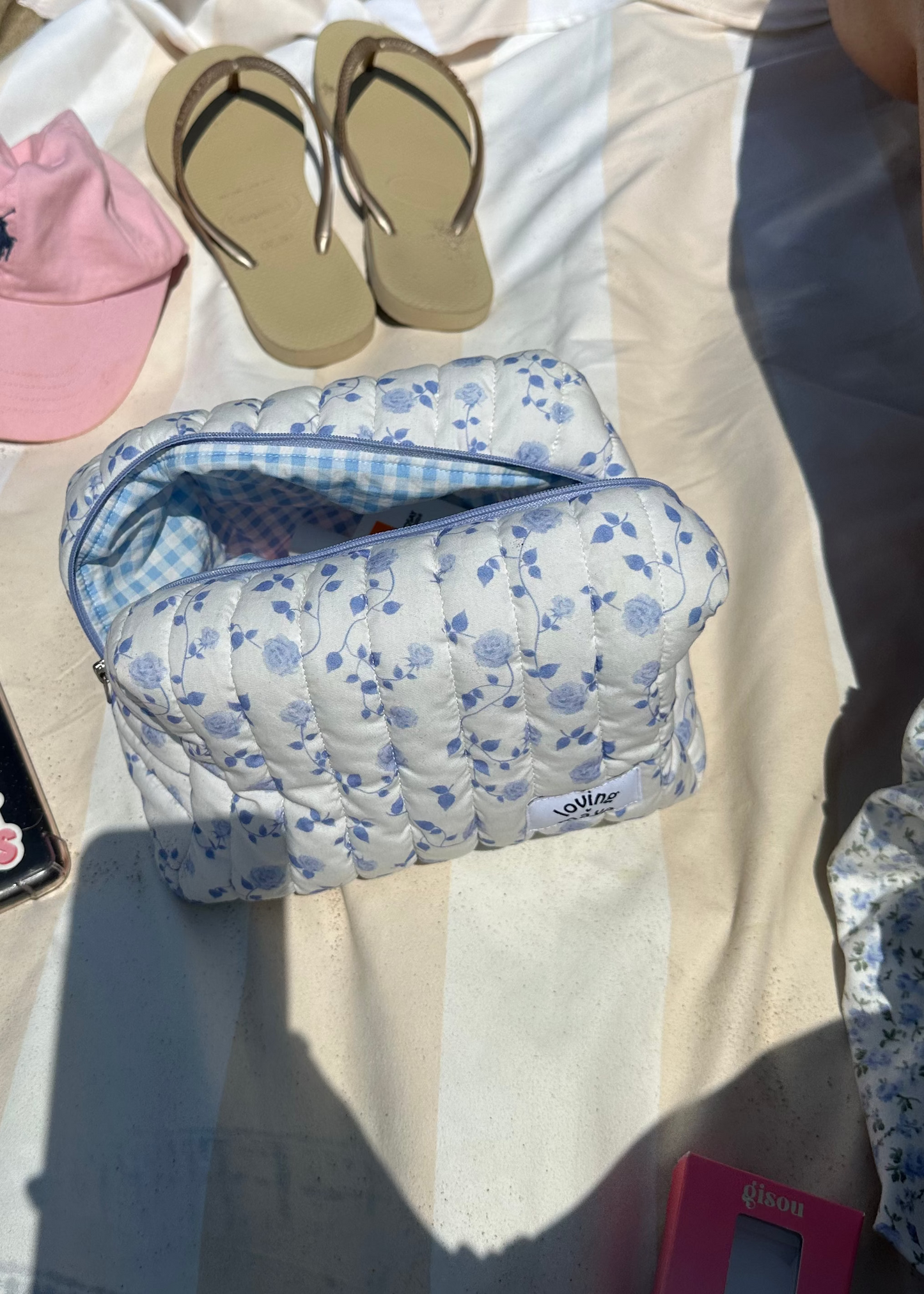 Beauty Bag "Blue Roses"